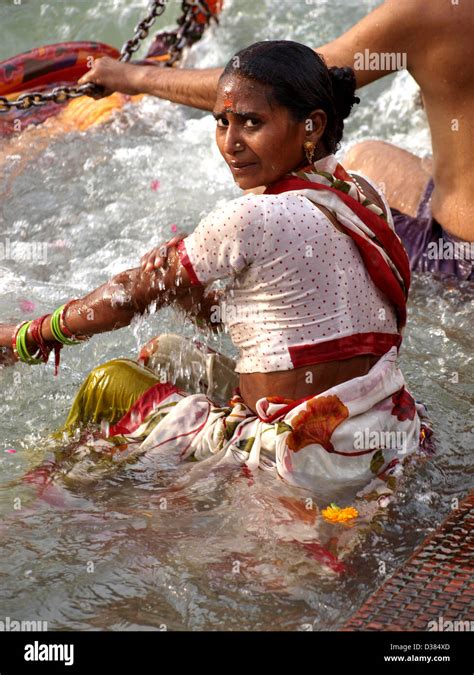 desi nude bath